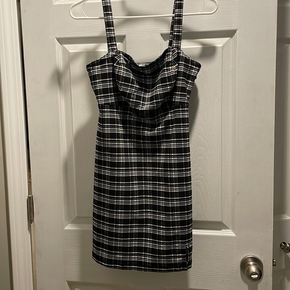 Hollister Plaid Dress - Picture 2 of 4